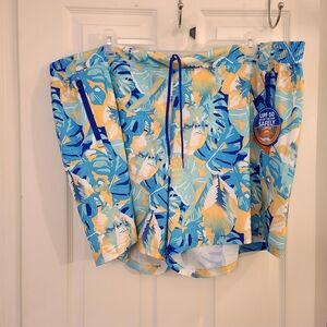 Columbia Blue and Yellow Leaf Print Shorts
